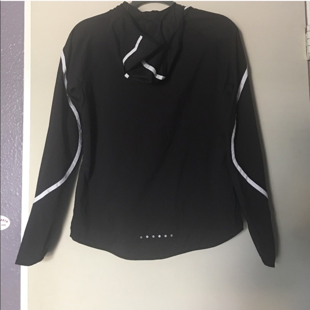 NWOT NIKE lightweight jacket - Picture 3 of 6